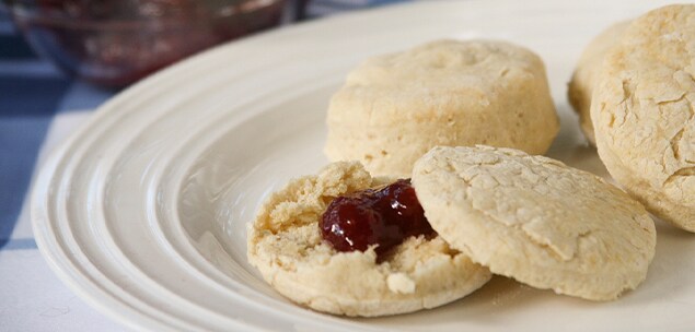 Easy Buttermilk Biscuits Easy Buttermilk Biscuits